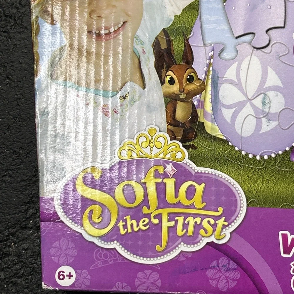 Disney Sofia the First Wall Puzzle 46‎ Pieces 24x36 Repositionable Kids Room